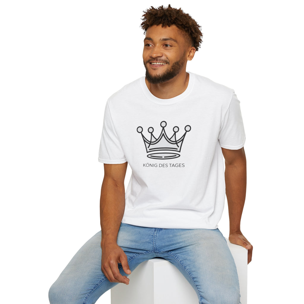 King of the Day T-Shirt — Minimal Crown Design ("König des Tages")